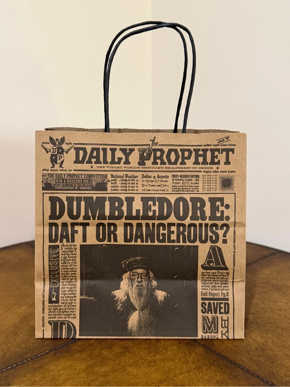NEW HARRY POTTER SHOP NEW YORK CITY TOTE BAG, BAG & BOOKMARK